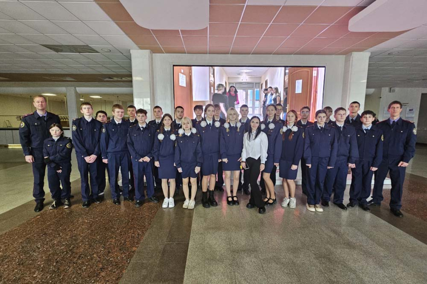 События НИУ «БелГУ» школьники-кадеты посетили кафедру судебной экспертизы и криминалистики ниу «белгу»